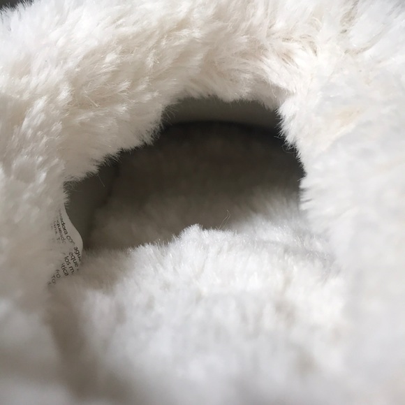 ‼️ LAST CHANCE ‼️ Comfy dearfoam slippers! - Picture 5 of 7